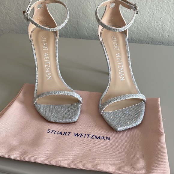BRAND NEW Stuart Weitzman - Picture 4 of 6